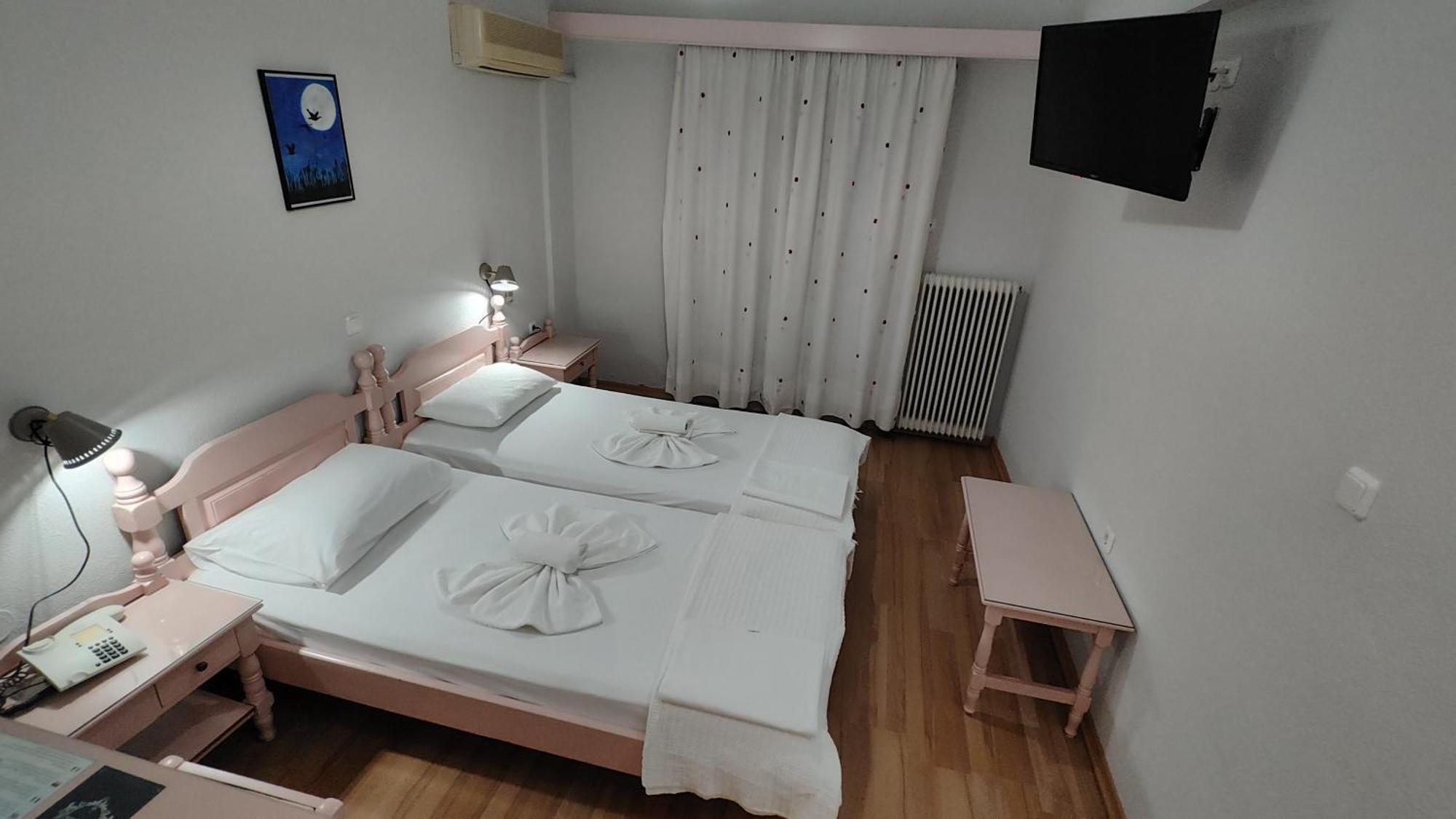 Kapolos Spa Hotel Loutra Edipsou  Ngoại thất bức ảnh