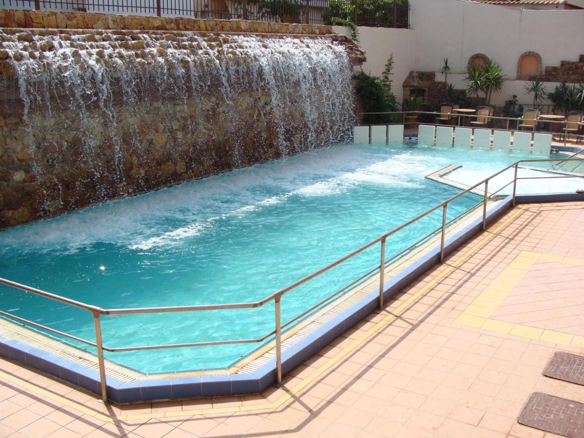 Kapolos Spa Hotel Loutra Edipsou  Ngoại thất bức ảnh